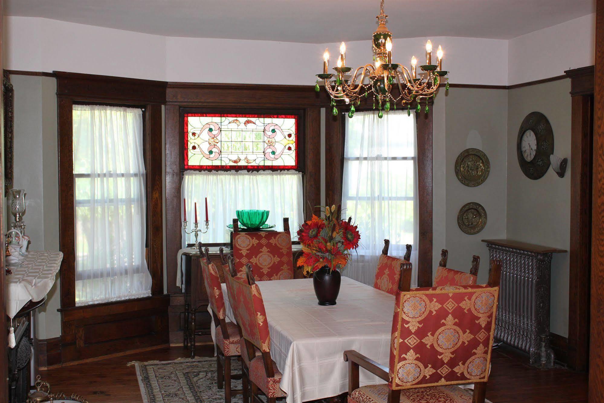 Green Oaks B&B Niagara-on-the-Lake Bagian luar foto